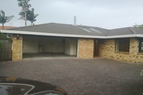 Photo of property in 24 Travers Place, Northpark, Auckland, 2013