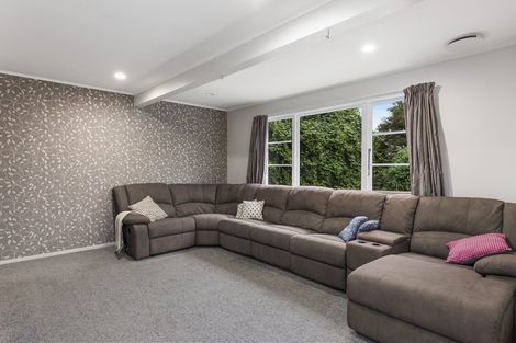 Photo of property in 40 Holborn Drive, Stokes Valley, Lower Hutt, 5019