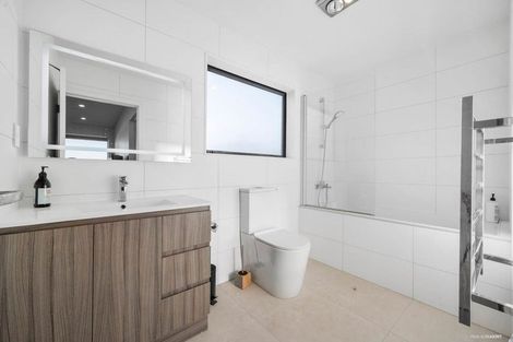 Photo of property in 58 Ascension Crescent, Orewa, 0931