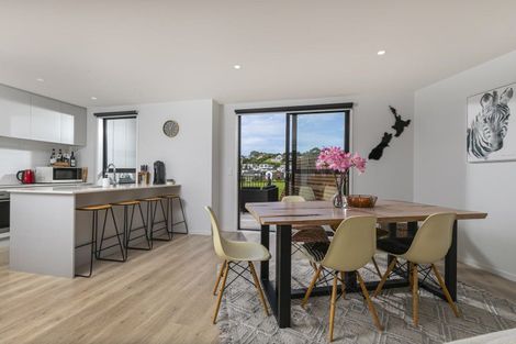 Photo of property in 105 Bonair Crescent, Silverdale, 0932