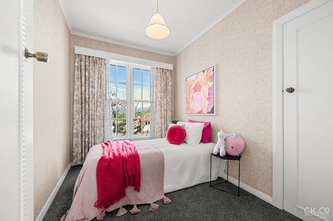 Photo of property in 117a Normandale Road, Normandale, Lower Hutt, 5010