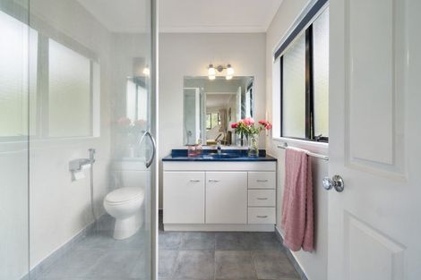 Photo of property in 402 Turitea Road, Turitea, Palmerston North, 4472