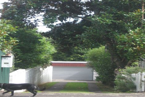 Photo of property in 9a Albert Road, Devonport, Auckland, 0624