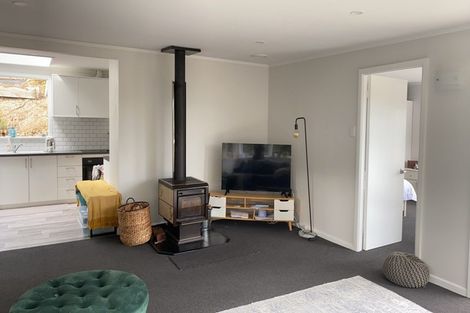 Photo of property in 24 Ngaumatau Road, Point Howard, Lower Hutt, 5013