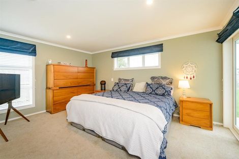 Photo of property in 19 George Street, Bulls, 4818