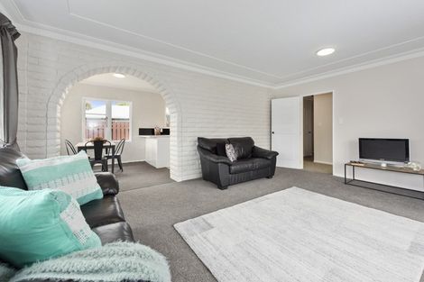 Photo of property in 13 Akron Grove, Totara Park, Upper Hutt, 5018