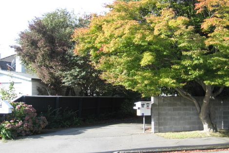 Photo of property in 17 Joyce Crescent, Ilam, Christchurch, 8041