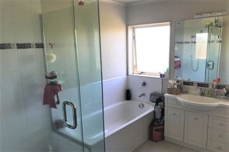 Photo of property in 8 Lime Crescent, Papakura, 2110