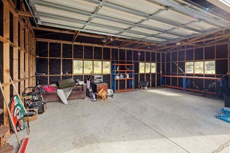 Photo of property in 10 Parker Road, Huntly, 3771