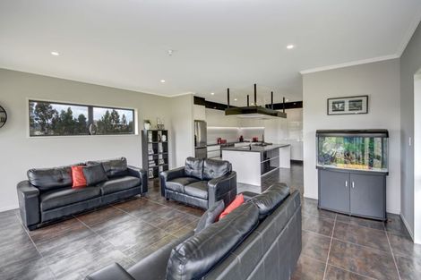 Photo of property in 347 Riccarton Road West, Mosgiel, 9092