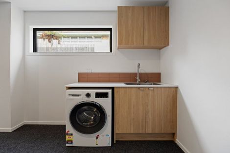 Photo of property in 2/7 Tarbett Road, Hillcrest, Hamilton, 3216