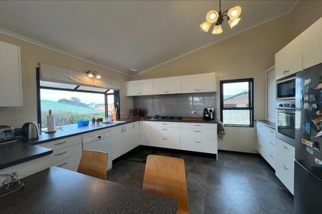 Photo of property in 133 Fitzherbert Avenue, Tawhero, Whanganui, 4501