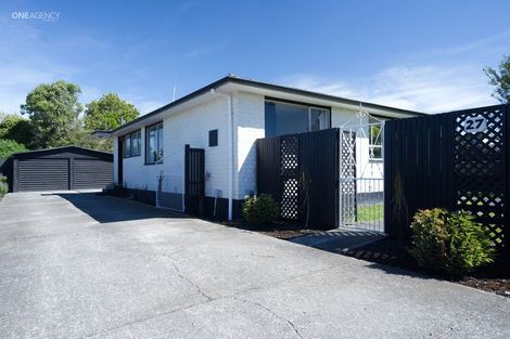 Photo of property in 27 Pateke Place, Bromley, Christchurch, 8062