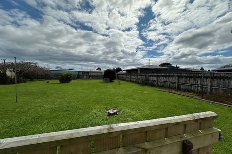 Photo of property in 14 Blake Street, Waitara, 4320