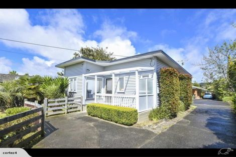 Photo of property in 4 Knox Road, Swanson, Auckland, 0612