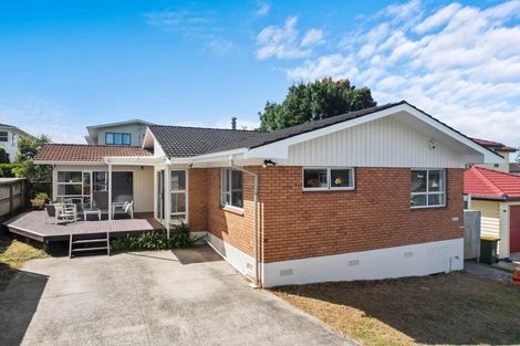 Photo of property in 209 Forrest Hill Road, Forrest Hill, Auckland, 0620