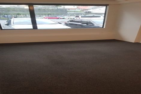 Photo of property in 8 Torrens Terrace, Mount Cook, Wellington, 6011