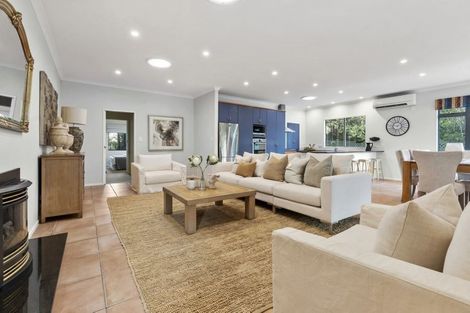 Photo of property in 91 Te Wharau Drive, Greenhithe, Auckland, 0632