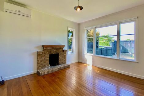 Photo of property in 626 Te Atatu Road, Te Atatu Peninsula, Auckland, 0610