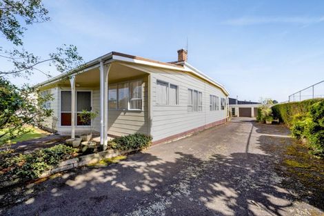 Photo of property in 16 Old South Road, Okato, 4335
