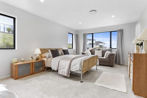 Photo of property in 127 Colonial Drive, Silverdale, 0932