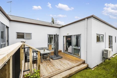 Photo of property in 1 Pyrite Street, Westgate, Auckland, 0614