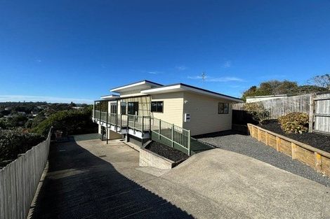 Photo of property in 67a Birkdale Road, Birkdale, Auckland, 0626
