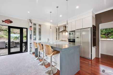 Photo of property in 22-24 Onehuka Road, Tirohanga, Lower Hutt, 5010