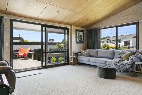 Photo of property in 7 Grace Crescent, Richmond Heights, Taupo, 3330