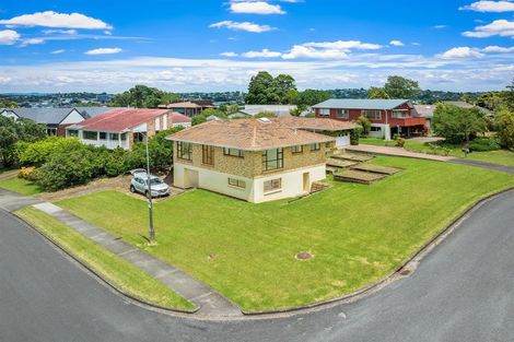 Photo of property in 2 Pendene Place, Forrest Hill, Auckland, 0620