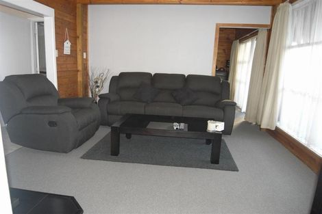 Photo of property in 490 Swanson Road, Ranui, Auckland, 0612