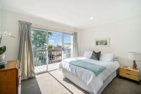Photo of property in 3/5 Glade Place, Birkenhead, Auckland, 0626