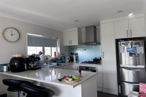 Photo of property in 56a Shelter Drive, Greenhithe, Auckland, 0632