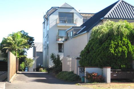 Photo of property in 1/38 Kitchener Road, Milford, Auckland, 0620