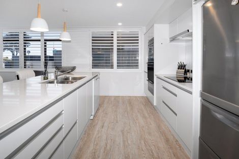 Photo of property in Vivaldi Apartments, 2/48 Marine Parade, Mount Maunganui, 3116
