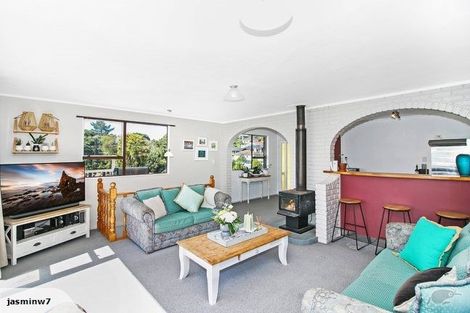 Photo of property in 28 Moulton Street, Moturoa, New Plymouth, 4310