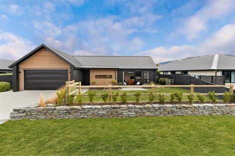Photo of property in 69 Toni's Terrace, Lower Shotover, Queenstown, 9304