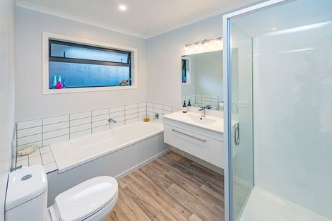 Photo of property in 18 Wanganui Road, Marton, 4710