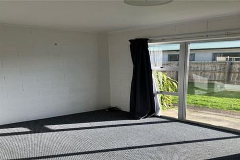 Photo of property in 15 Madill Street, Tuakau, 2121