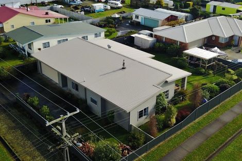 Photo of property in 23 Bright Street, Westport, 7825