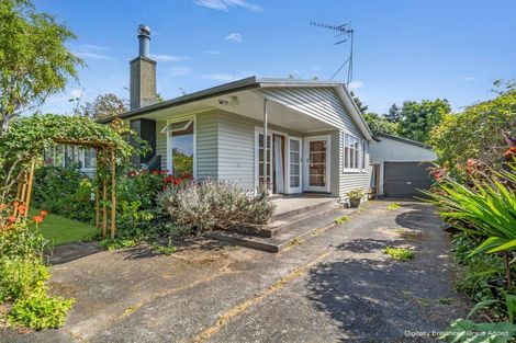 Photo of property in 20 Collingwood Street, Hokowhitu, Palmerston North, 4410