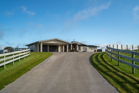 Photo of property in 30 Kaiapo Road, Acacia Bay, Taupo, 3385