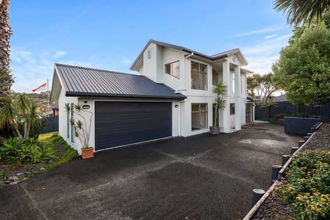 Photo of property in 6 Chadlington Avenue, Henderson, Auckland, 0612