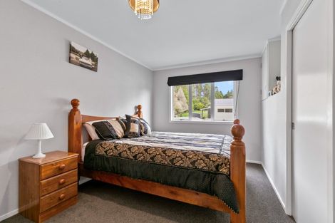 Photo of property in 12 Denton Road, Levin, 5571