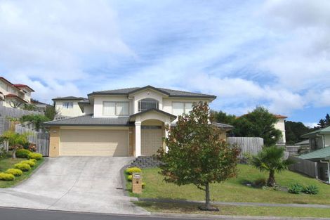 Photo of property in 38 Bluebird Crescent, Unsworth Heights, Auckland, 0632