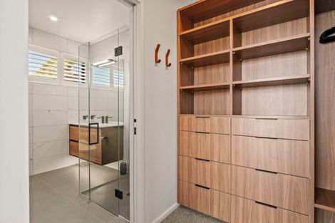 Photo of property in 92 Hensman Road, Queenstown, 9300