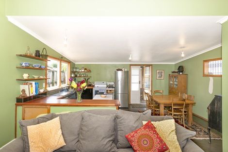 Photo of property in 387 Palmerston Road, Gisborne, 4010