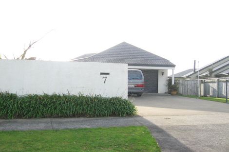 Photo of property in 7 Greenwood Place, Fitzherbert, Palmerston North, 4410