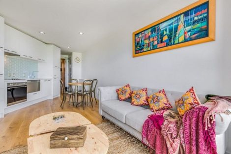 Photo of property in 17 Blake Lane, Dairy Flat, Albany, 0794