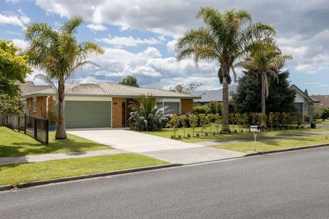 Photo of property in 5 Links View Drive, Omokoroa, 3114